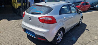 Lacno rozpredám Kia Rio na náhradné diely