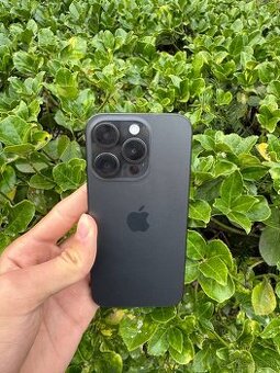 iPhone 15 PRO 128GB ČIERNY V NÁDHERNOM STAVE