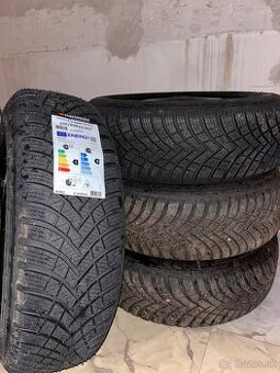 Zimné gumy 195/65 R15 +plechove disky
