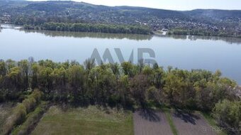 STAVEBNÝ POZEMOK S VÝNIMOČNÝMI VLASTNOSŤAMI - 1