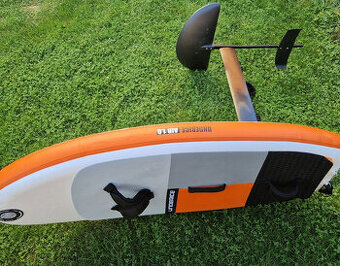 Predám kite / wing foil  board 140L komplet.