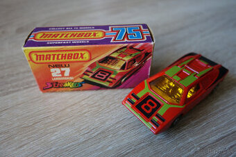 Matchbox No. 27 Lamborghini