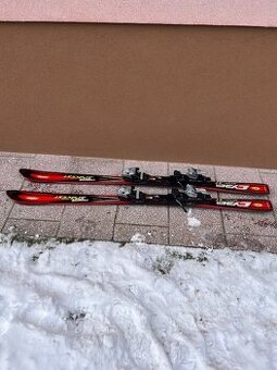 Predám lyže + lyžiarky 42