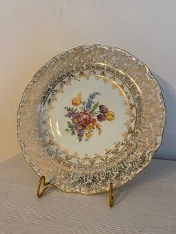 Krásny pozlatený ozdobný tanier