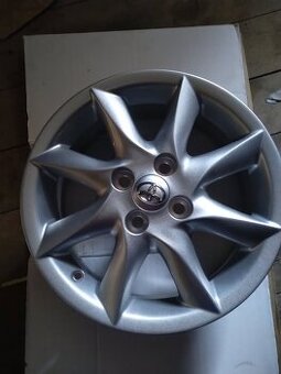Alu originál TOYOTA 100 % stav.