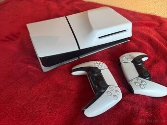 PS5 Slim s mechanikou + 2x ovládače