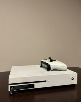 Xbox One S 1TB s ovladačom a 4 hrami