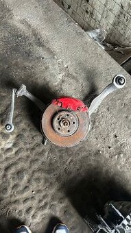 Audi A5 3.0 TDI prave predne zavesenie, otoc