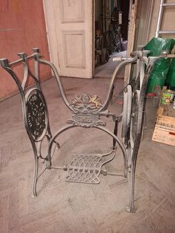 Nohy sijacieho stroja