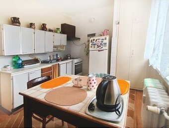 Na prenájom veľký dvojizbový byt na ulici Park Obrancov mier