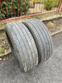 Michelim 2ks letné 205/55 r17