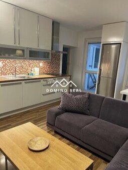 zrenovovaný 3-izbový byt s parkovacou kartou na prenájom