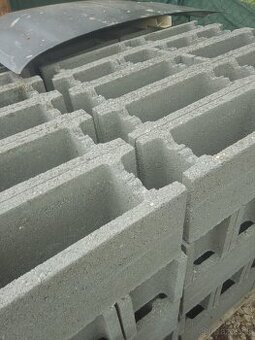 Debniace salovacie tvárnice dt 20 salovacky  300ks cena1.5e