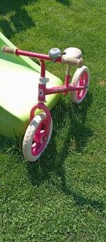 Predám odrážadlo dievčenské