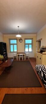 Útulný vidiecky rodinný dom s atmosférou na predaj - Tesársk
