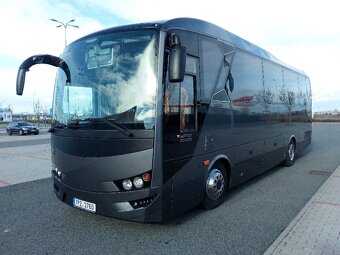 Isuzu Visigo VIP 35 míst