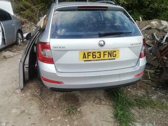 Zadný kufor škoda octavia 3 combi 2014