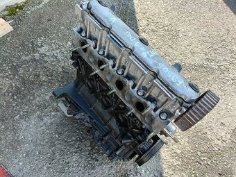 Motor 1,9 dci renault trafic opel vivaro