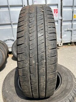 215/70R15C Michelin Agilis letne