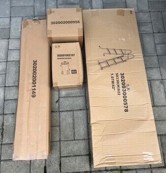 Obvodová konštrukcia k bazénu,vertikálne a horizontálne tyč