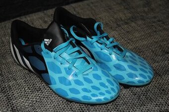 kopačky adidas č.42