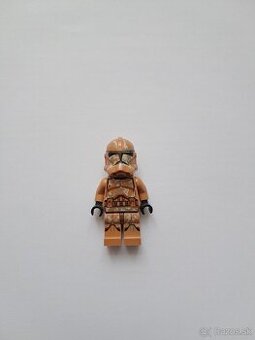 Geonosis Clone Trooper Minifigure
