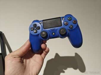 PS4 ovládač