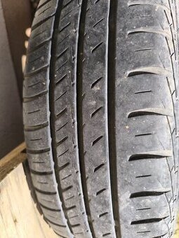 Letné pneumatiky 165/70 r14 na dyskoch