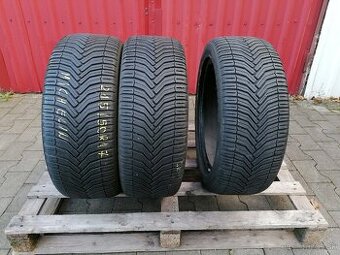 215/50R17 Michelin 2+1