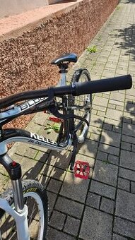Predávam celoodpruzeny bicykel kellys
