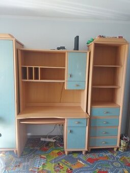 Stôl do detskej izby