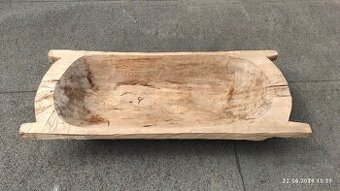 Predám rustikálne hrubo tesané drevené koryto