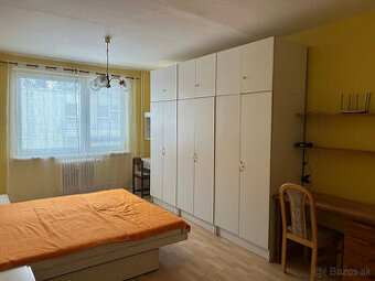 Prenájom 2-izbový byt 65m2, Martin-Jahodníky