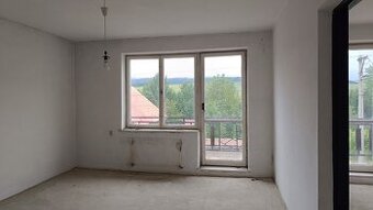 Starší RD s projektom na 3 nové byty