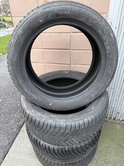 Zimne pneumatiky Bridgestone 235/50 R19