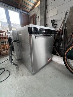 Umývačka riadu Whirlpool