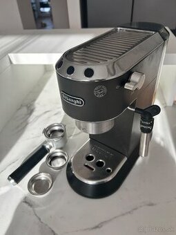 Predám pákový kávovar Delonghi DEDICA