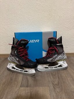 Korčule Bauer Vapor Hyperlite