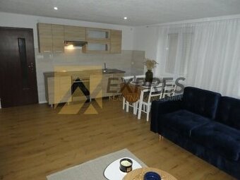 RK EXPRES-REZERVOVANÝ 4 izbový byt v Handlovej, kompletná r