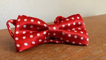 Detský set – motýlik a traky, ako nové