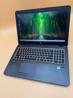 Notebook HP ZBook i5-7300U / 16GB RAM / 256GB SSD + 500G HDD