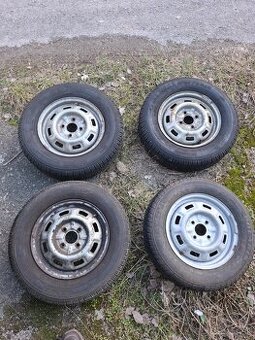 kolesá škoda favorit