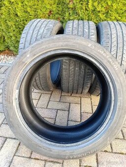 Letné pneumatiky 235/45r18