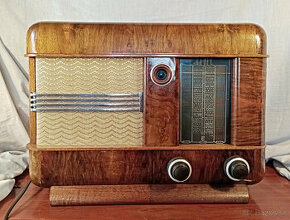 Staré rádio Markofon M75