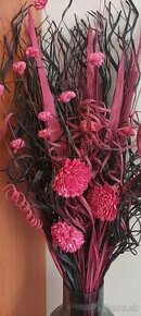 Dýmová váza s umelými kvetmi