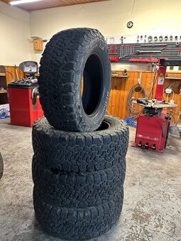 255/65 R17
