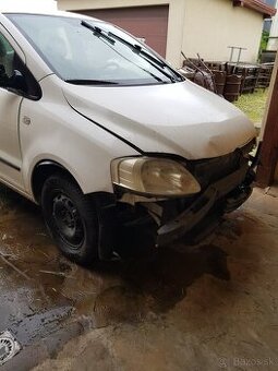 Volkswagen Fox 1,2 HTP 40kw - ABS