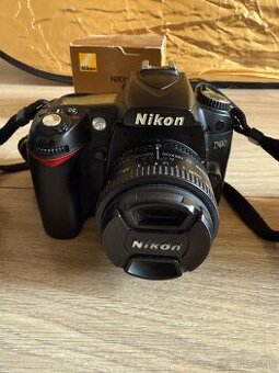 NIKON D90 s bohatým príslušenstvom
