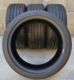 Predám zánovné letné pneu Pirelli P7 Cinturato 235/40 R19