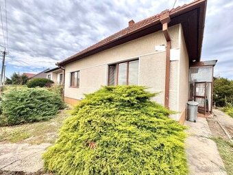 Na predaj 5 izbový dom Maňa – dve stavby, tichá lokalita